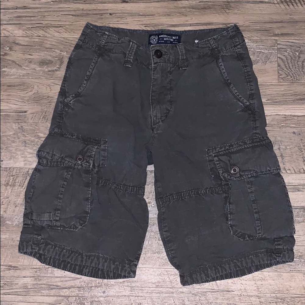 American Eagle Charcoal Longboard Cargo Shorts 28